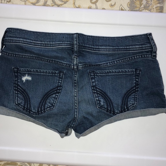 Shorts - Picture 3 of 3
